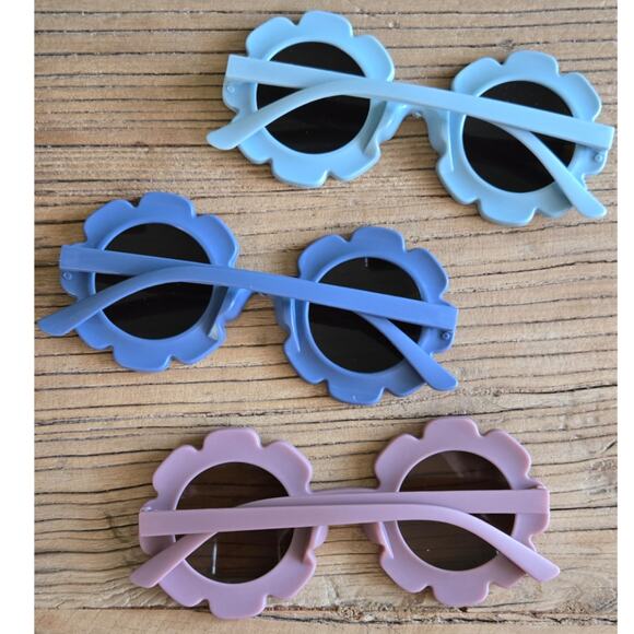 Girl's Sunglasses Bundle New - Picture 3 of 3